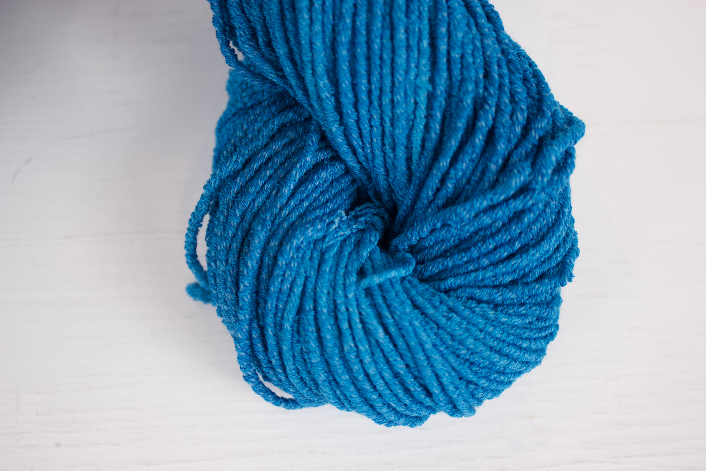 Bright Royal Blue - Hyades Worsted AS-IS - has a dry/crunchy texture, no label, has dye running issues