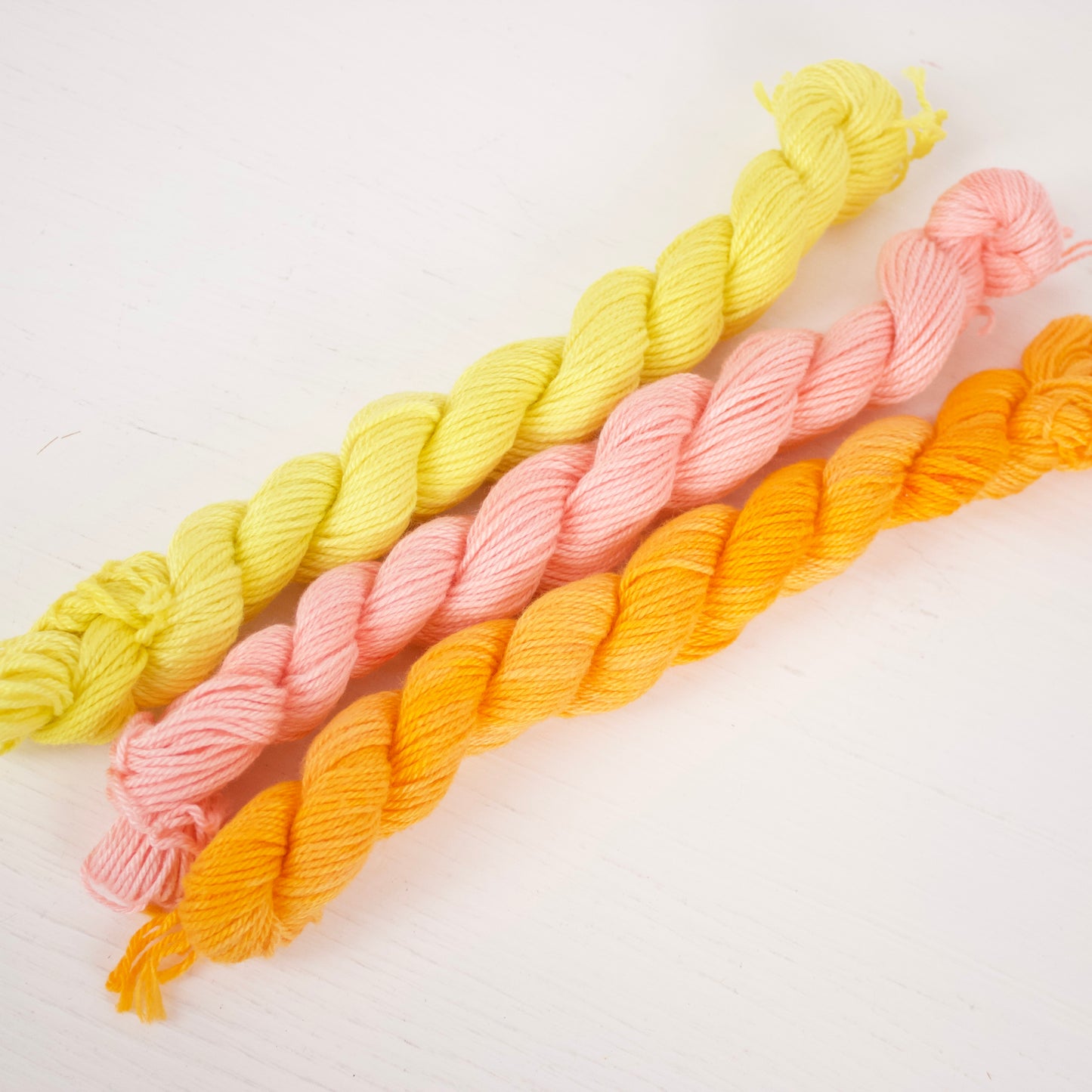 Reject mini skeins - Albireo - AS-IS