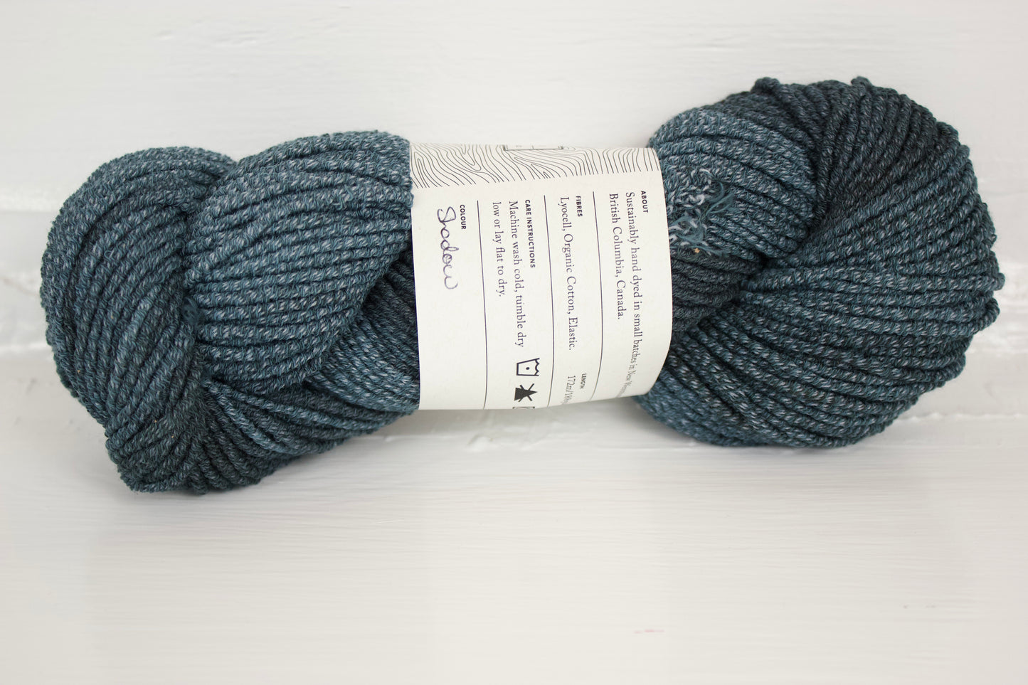 Shadow (teal-black)- Hyades Worsted