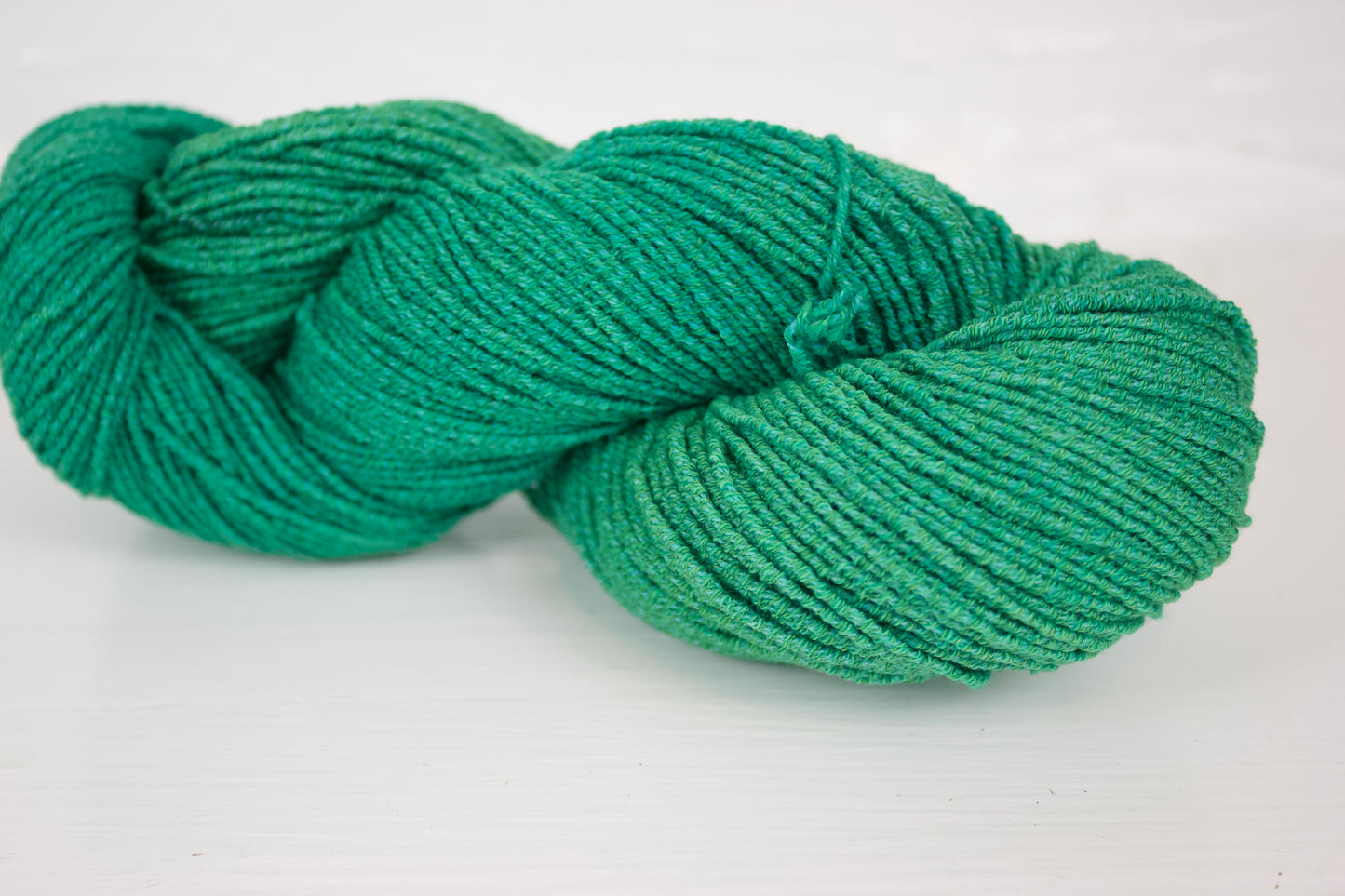 Grass Green - Pleiades Eco - AS-IS, dry/crunchy texture, no label